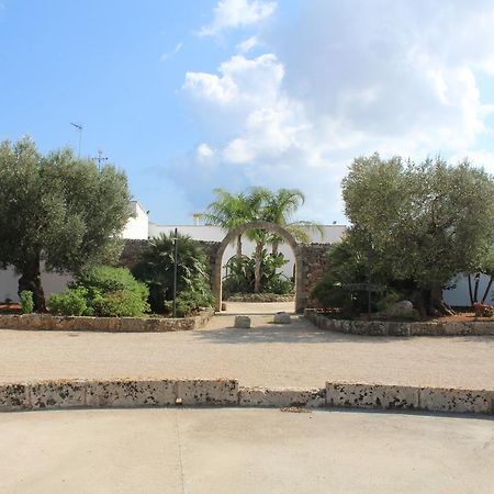 Azienda Agrituristica Masseria La Verna Patù Екстериор снимка