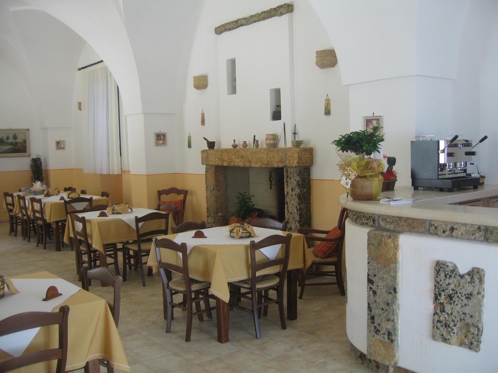 Azienda Agrituristica Masseria La Verna Patù Екстериор снимка