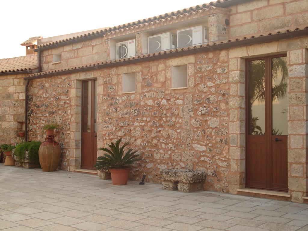 Azienda Agrituristica Masseria La Verna Patù Екстериор снимка