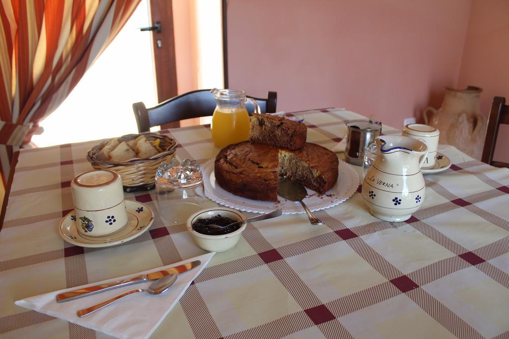 Azienda Agrituristica Masseria La Verna Patù Екстериор снимка